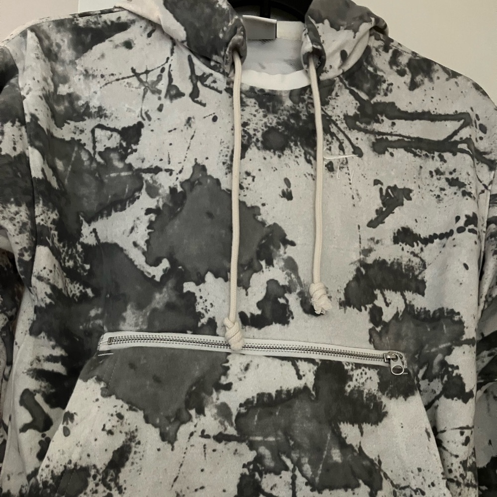 Nike Black and White Abstract Hoodie Women’s size XS